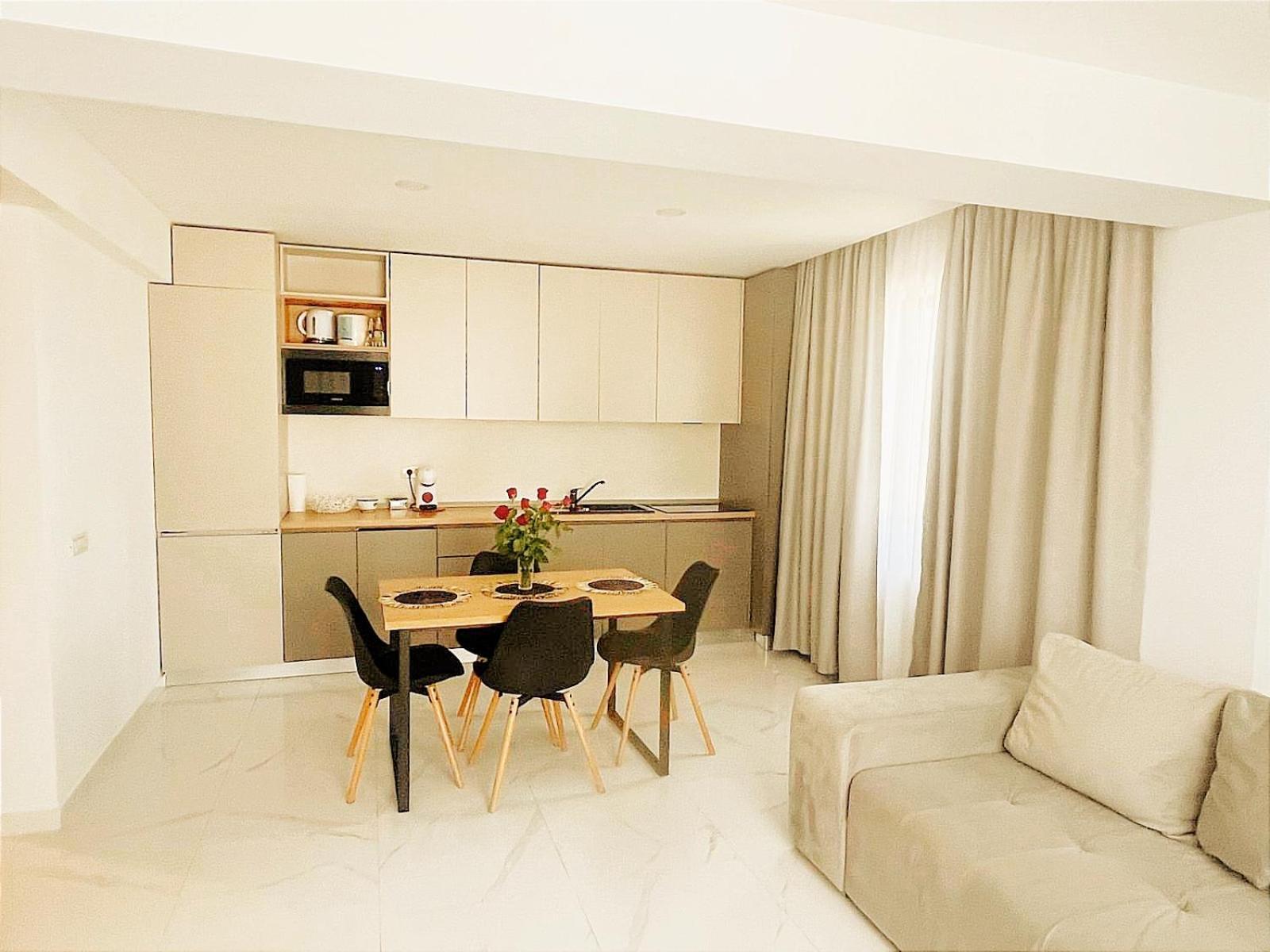 Nvd Residence Mamaia-Nord Năvodari Exteriör bild