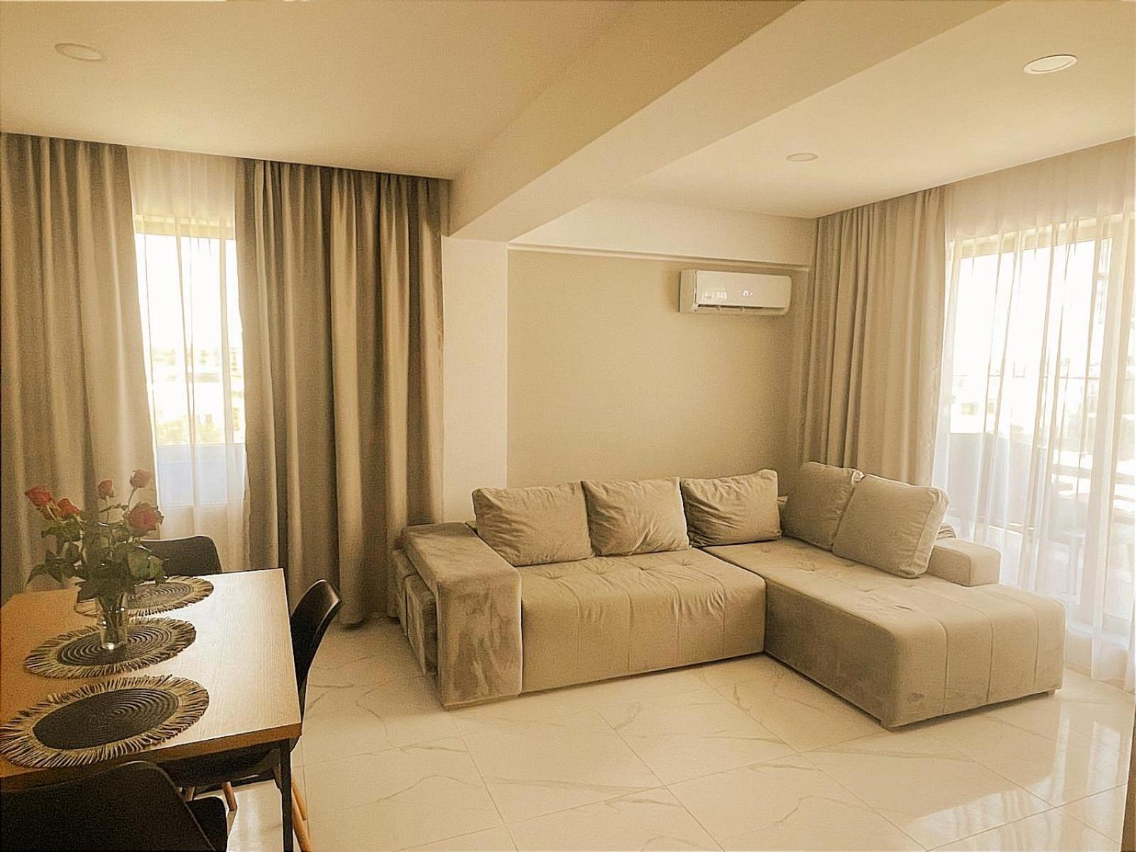 Nvd Residence Mamaia-Nord Năvodari Exteriör bild
